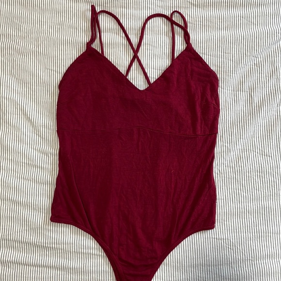 Women’s spaghetti cross strap bodysuit - Picture 1 of 3